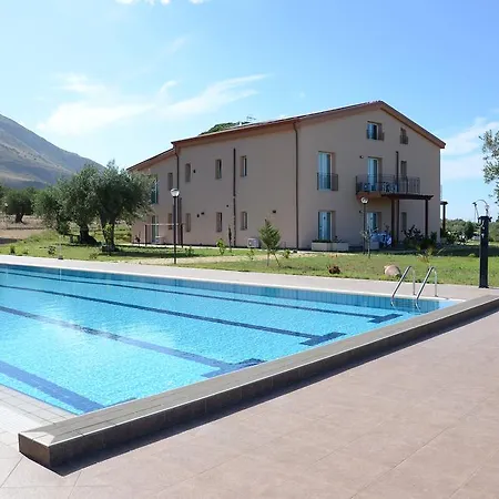 Apartahotel Mistretta *